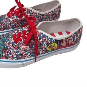 Vans where’s Waldo men’s size 9 lace ups new